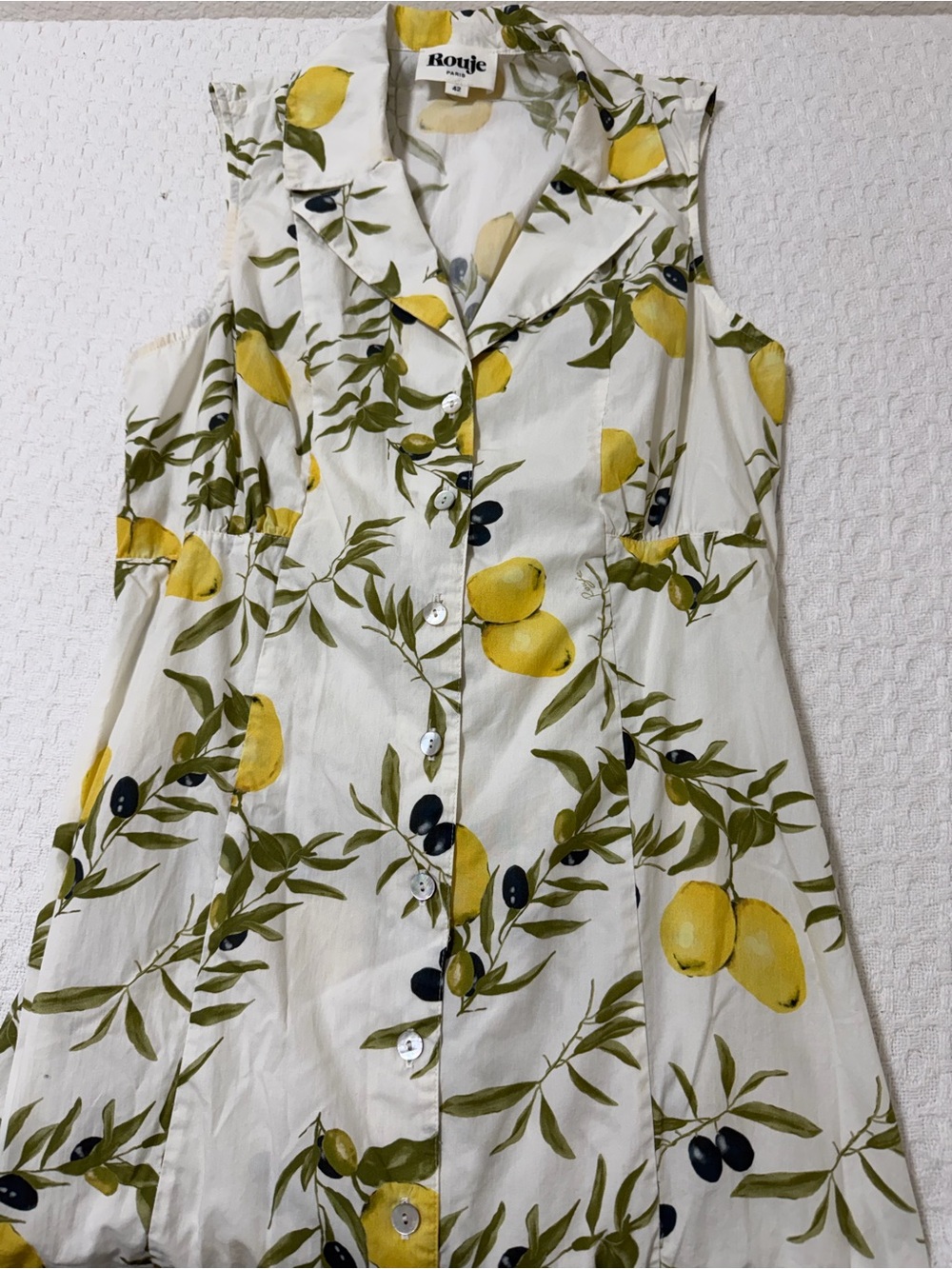 Rouje Cream Sleeveless Button-Down Dress with Yellow Lemon Print